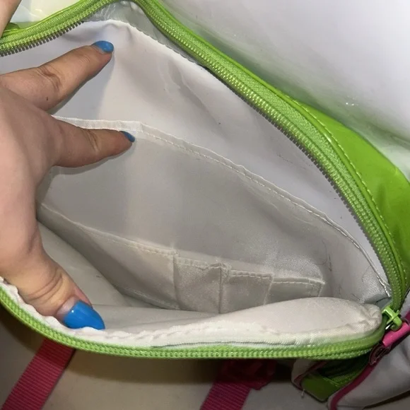 RARE PVC WHITE HELLO KITTY LARGE SPORTY BACKPACK LAS VEGAS - Picture 9 of 14